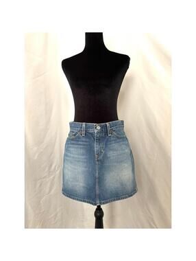Gap Jeans Medium Wash Denim Mini Skirt Five Pocket Cotton Blue